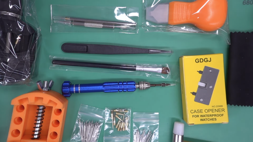 格安工具を広げている図